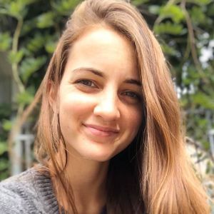 Meet your Posher, Elizabeth